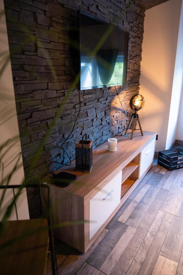 O Cocoon De Mya Villa Gedinne Ngoại thất bức ảnh